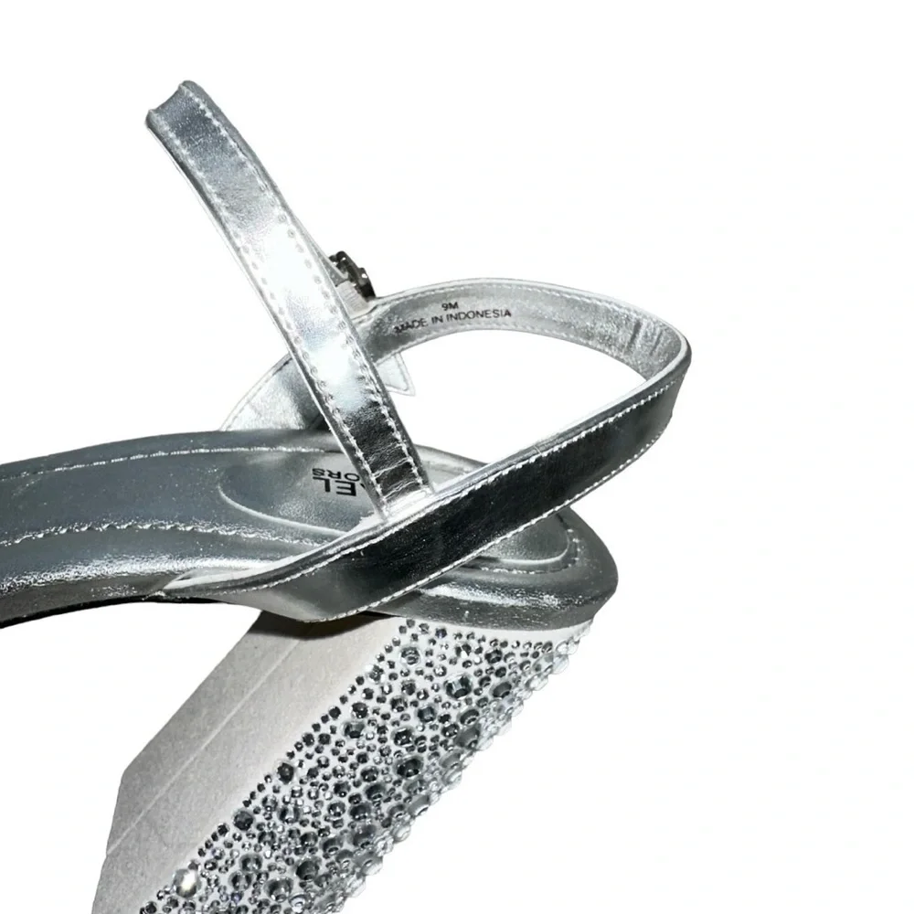 Michael Kors‎ size 9 Laci Embellished Metallic Silver Leather Platform Sandals
